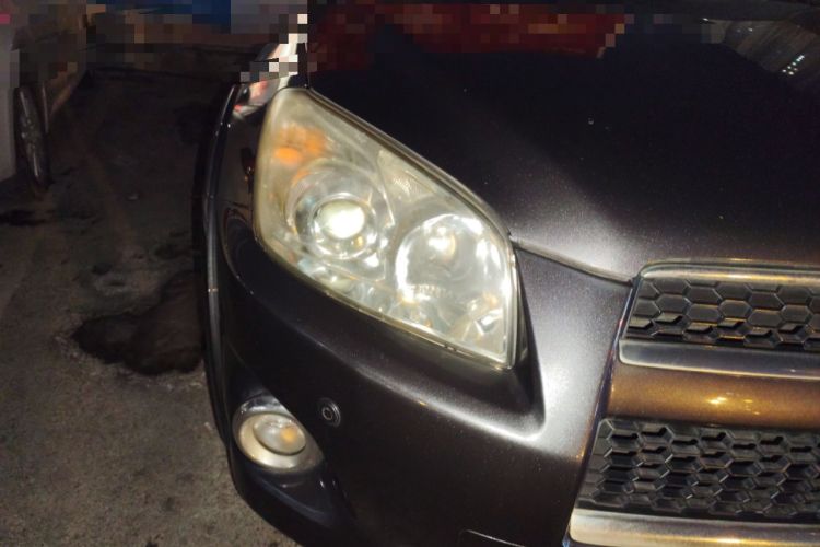 Used Toyota RAV4 2011 2.0L Automatic Luxury Edition Right Front Headlight