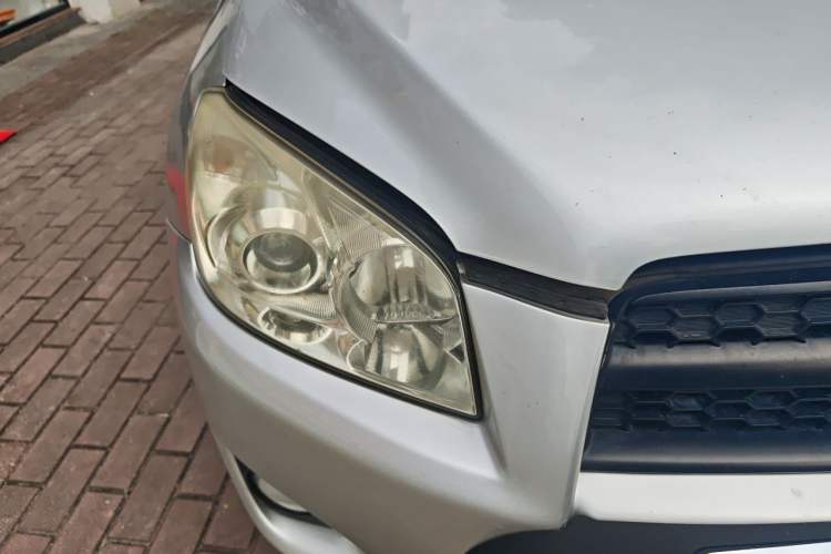 Used Toyota RAV4 2011 2.0L Automatic Classic Edition Right Front Headlight