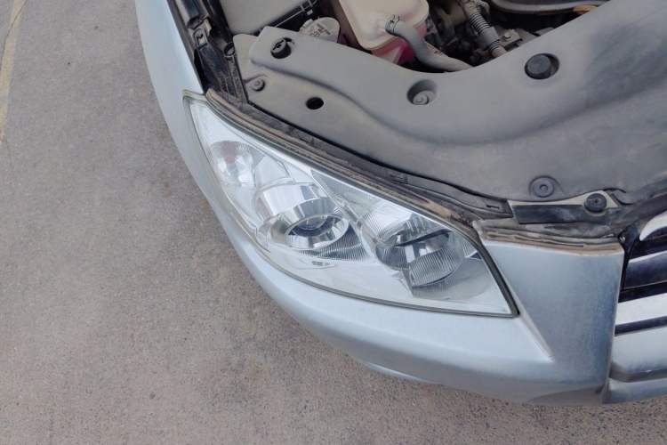 Used Toyota RAV4 2011 2.0L Automatic Classic Edition Right Front Headlight