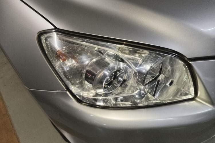Used Toyota RAV4 2011 2.0L Automatic Classic Edition Right Front Headlight