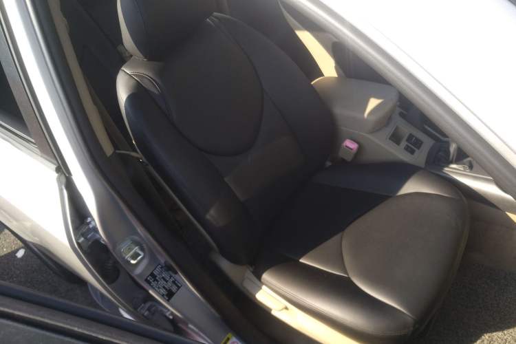 Used Toyota RAV4 2011 2.0L Manual Classic Edition Right Front Seat