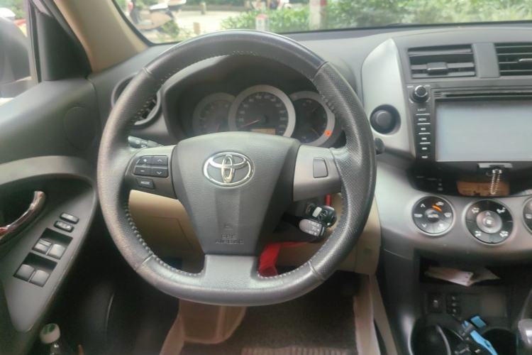 Used Toyota RAV4 2011 2.0L Automatic Luxury Edition Steering Wheel