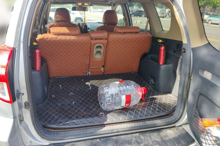 Used Toyota RAV4 2011 2.0L Automatic Luxury Edition Trunk