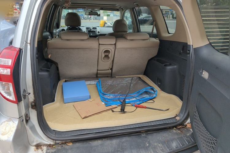 Used Toyota RAV4 2011 2.4L Automatic 4x4 Luxury Edition Trunk