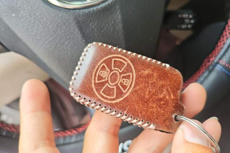 Used Toyota RAV4 2011 2.4L Automatic 4x4 Supreme Edition Vehicle Key