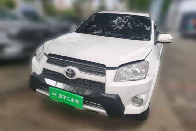 Used Toyota RAV4 2011 2.4L Automatic 4x4 Supreme Navigation Edition