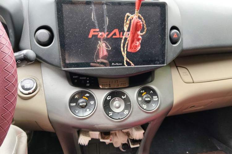 Used Toyota RAV4 2011 2.0L Automatic Classic Edition Audio And AC Panel