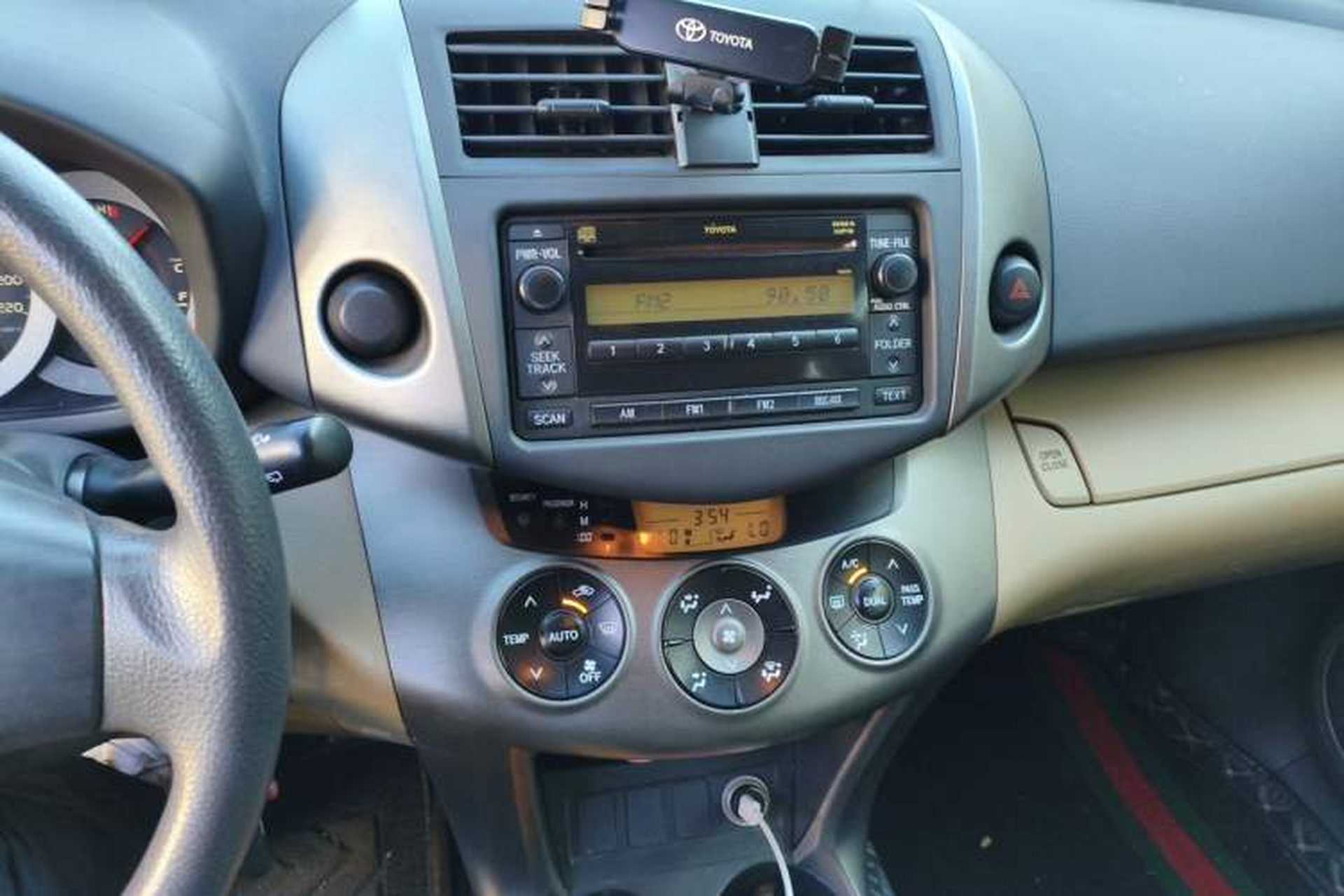 Used Toyota RAV4 2011 2.0L Automatic Classic Edition Audio And AC Panel