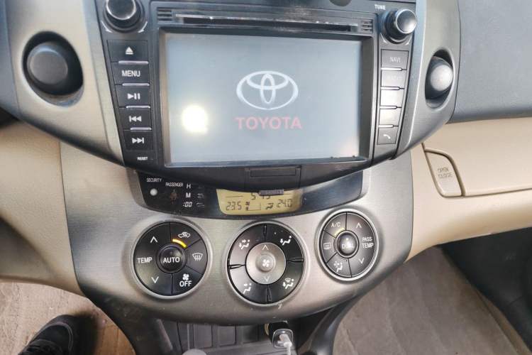 Used Toyota RAV4 2011 2.0L Automatic Classic Edition Audio And AC Panel