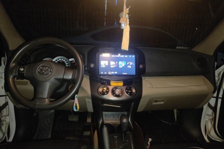 Used Toyota RAV4 2011 2.0L Automatic Classic Edition Center Console