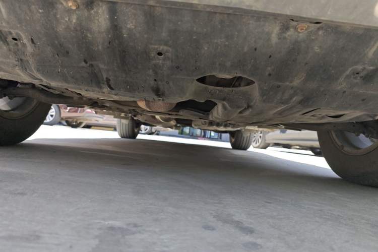Used Toyota RAV4 2011 2.0L Automatic Luxury Edition Chassis Front