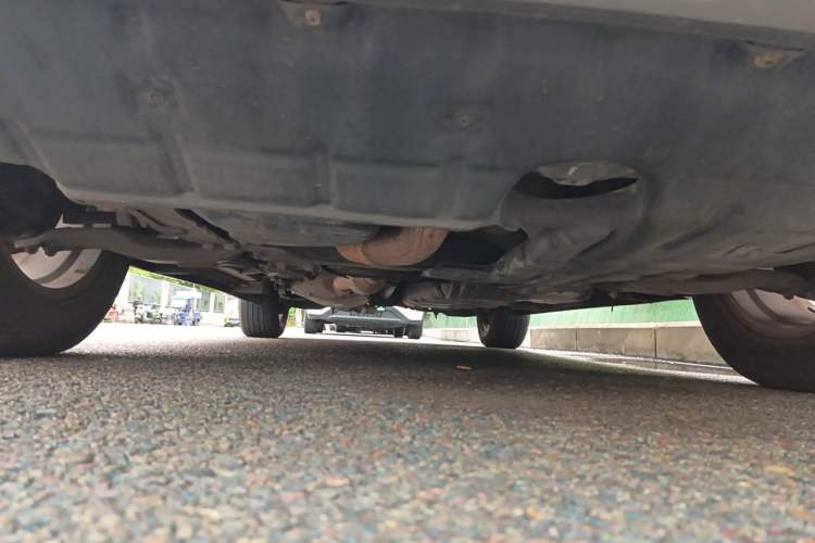 Used Toyota RAV4 2011 2.4L Automatic 4x4 Luxury Edition Chassis Front
