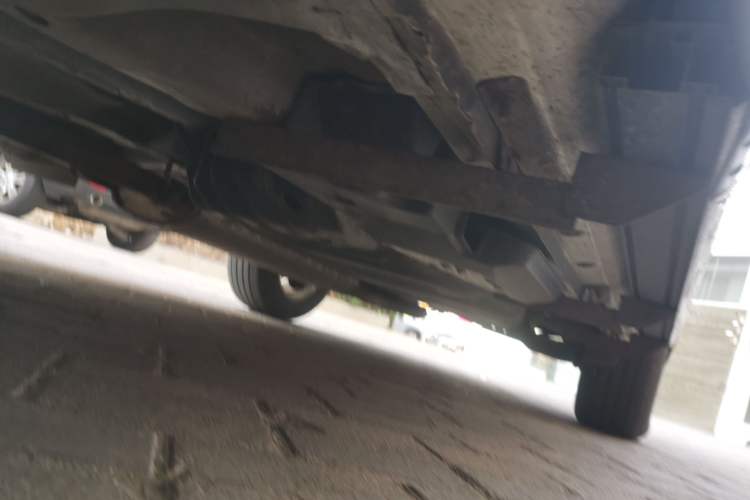 Used Toyota RAV4 2011 2.0L Automatic Luxury Edition Chassis Front Left