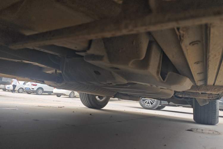 Used Toyota RAV4 2011 2.4L Automatic 4x4 Luxury Edition Chassis Front Left