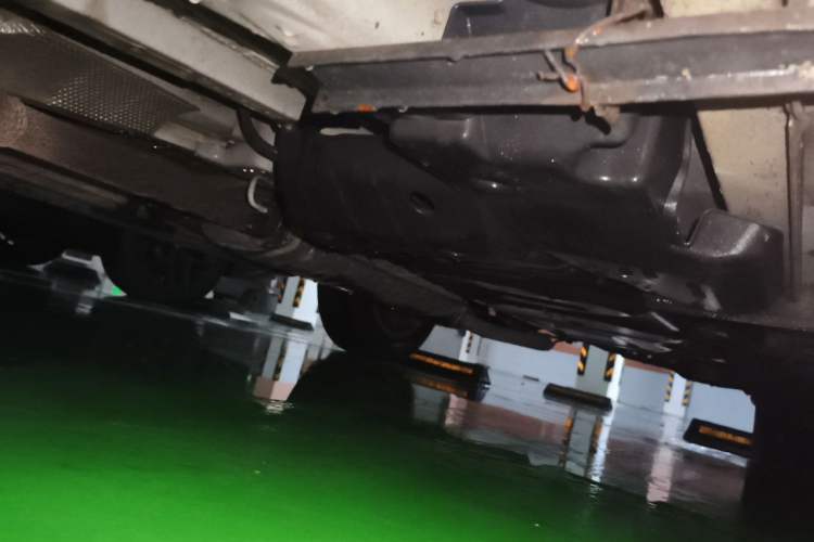 Used Toyota RAV4 2011 2.0L Automatic Luxury Edition Chassis Front Left