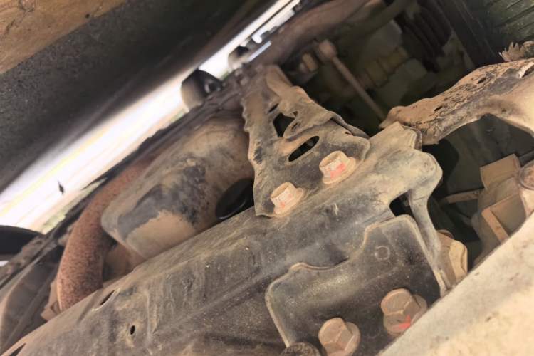 Used Toyota RAV4 2011 2.4L Automatic 4x4 Supreme Navigation Edition Chassis Front Right