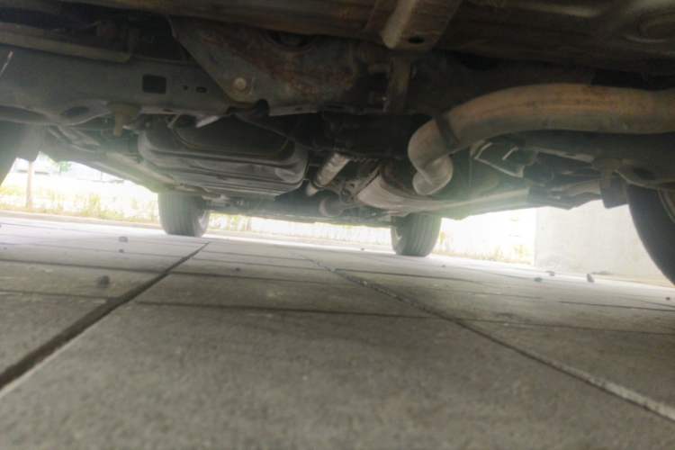 Used Toyota RAV4 2011 2.4L Automatic 4x4 Luxury Edition Chassis Front