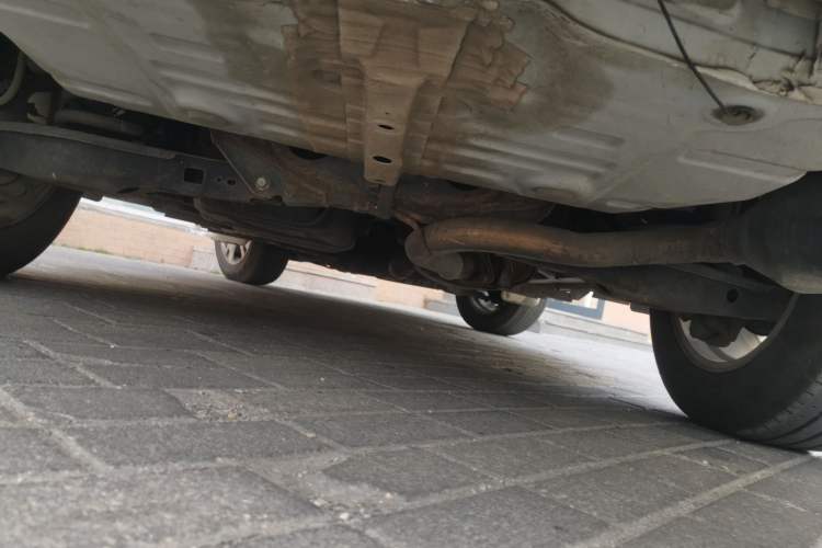 Used Toyota RAV4 2011 2.0L Automatic Luxury Edition Chassis Rear
