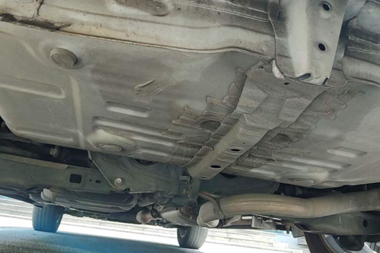 Used Toyota RAV4 2011 2.4L Automatic 4x4 Supreme Navigation Edition Chassis Rear