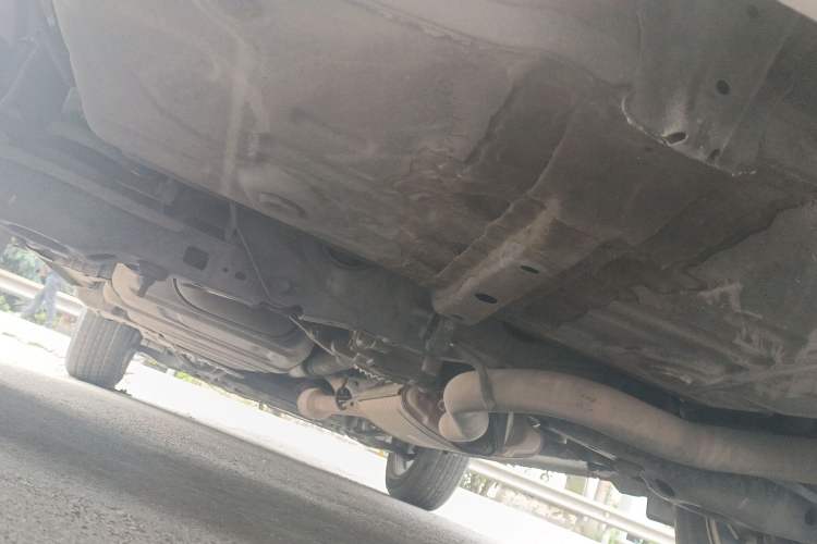 Used Toyota RAV4 2011 2.4L Automatic 4x4 Luxury Edition Chassis Rear