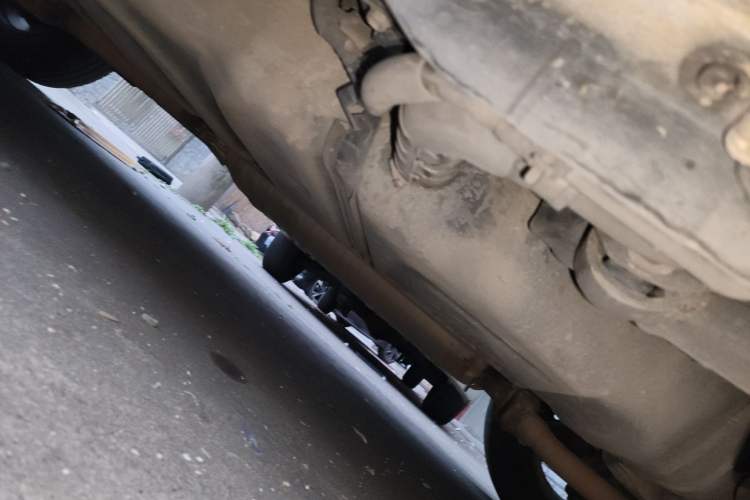 Used Toyota RAV4 2011 2.4L Automatic 4x4 Luxury Edition Chassis Rear Left