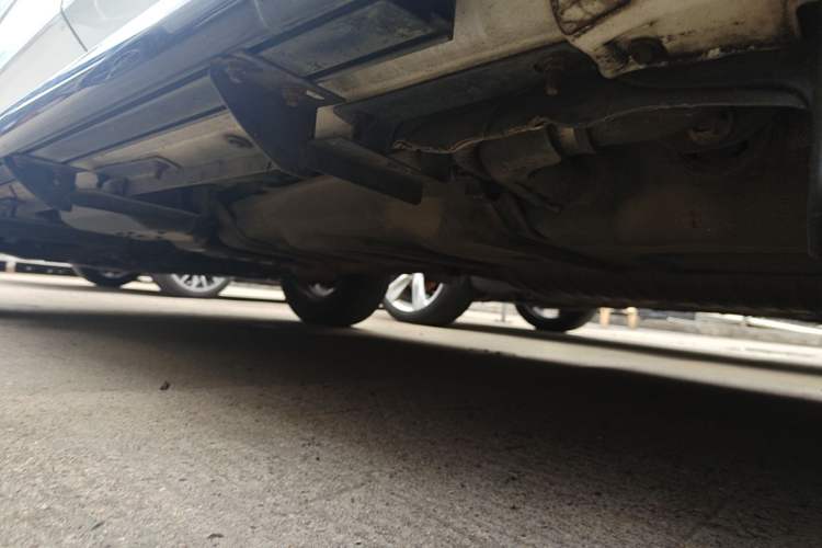 Used Toyota RAV4 2011 2.4L Automatic 4x4 Luxury Edition Chassis Rear Left