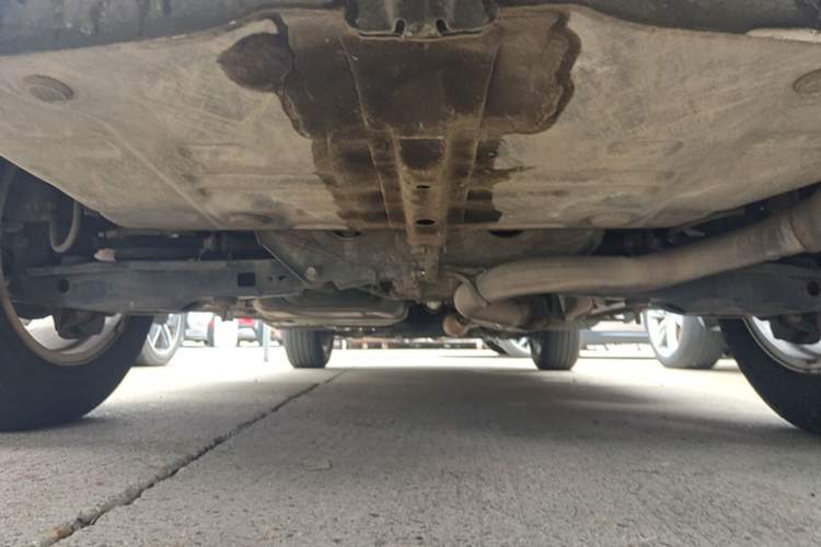 Used Toyota RAV4 2011 2.4L Automatic 4x4 Luxury Edition Chassis Rear