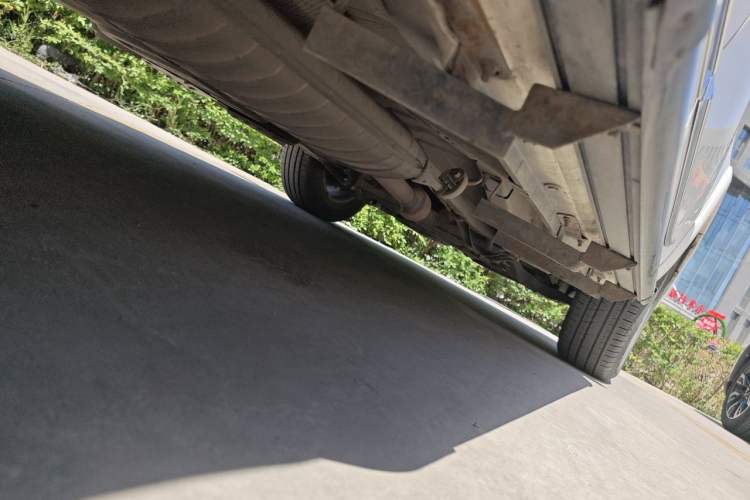 Used Toyota RAV4 2011 2.0L Automatic Luxury Edition Chassis Rear Right