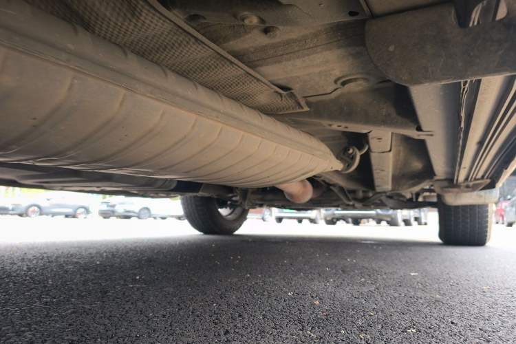 Used Toyota RAV4 2011 2.0L Automatic Luxury Edition Chassis Rear Right
