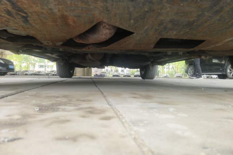 Used Toyota RAV4 2011 2.4L Automatic 4x4 Luxury Edition Chassis Rear
