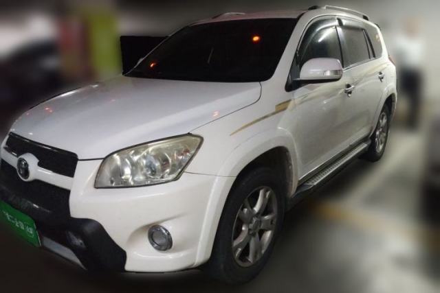 Used Toyota RAV4 2011 2.4L Automatic 4x4 Supreme Navigation Edition