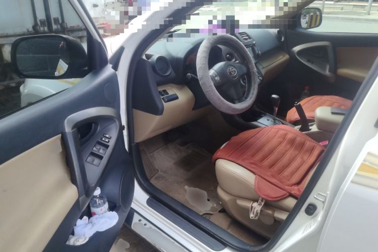 Used Toyota RAV4 2011 2.0L Automatic 4x4 Edition Driver Seat