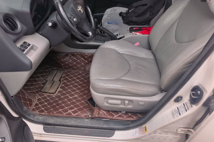 Used Toyota RAV4 2011 2.4L Automatic 4x4 Supreme Navigation Edition Driver Seat