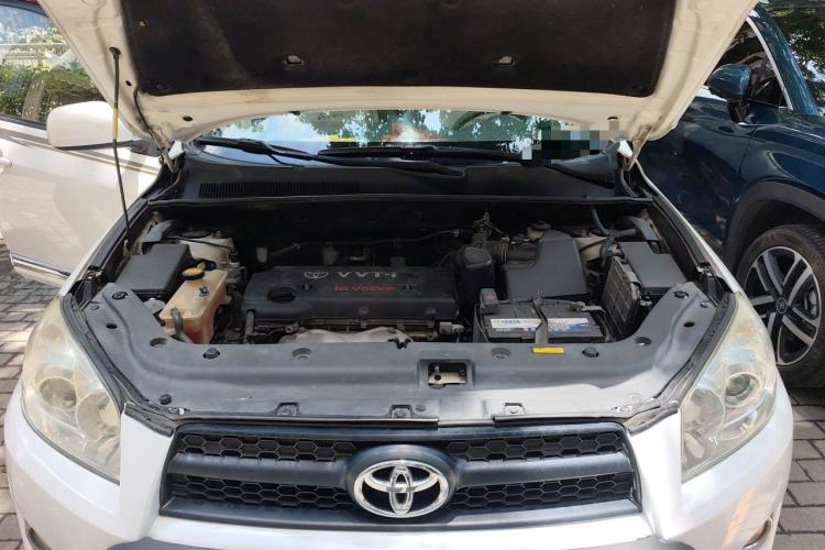 Used Toyota RAV4 2011 2.0L Automatic Classic Edition Engine Bay