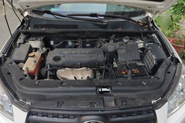 Used Toyota RAV4 2011 2.0L Automatic Classic Edition Engine Bay