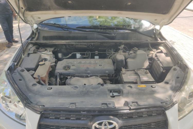 Used Toyota RAV4 2011 2.0L Manual Classic Edition Engine Bay