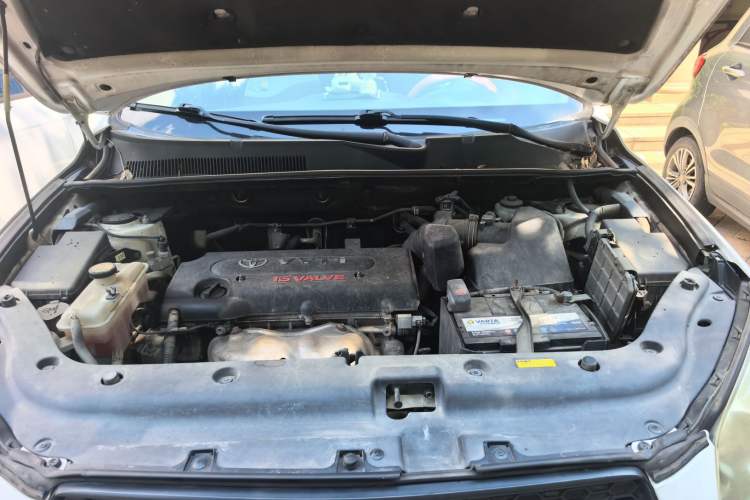 Used Toyota RAV4 2011 2.0L Automatic Classic Edition Engine Bay
