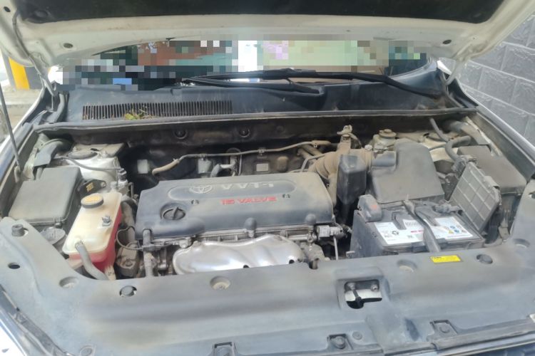 Used Toyota RAV4 2011 2.0L Automatic 4x4 Edition Engine Bay