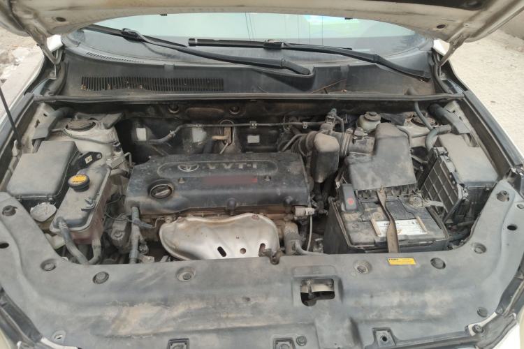 Used Toyota RAV4 2011 2.0L Automatic 4x4 Edition Engine Bay