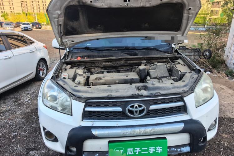 Used Toyota RAV4 2011 2.4L Automatic 4x4 Luxury Edition Engine Bay