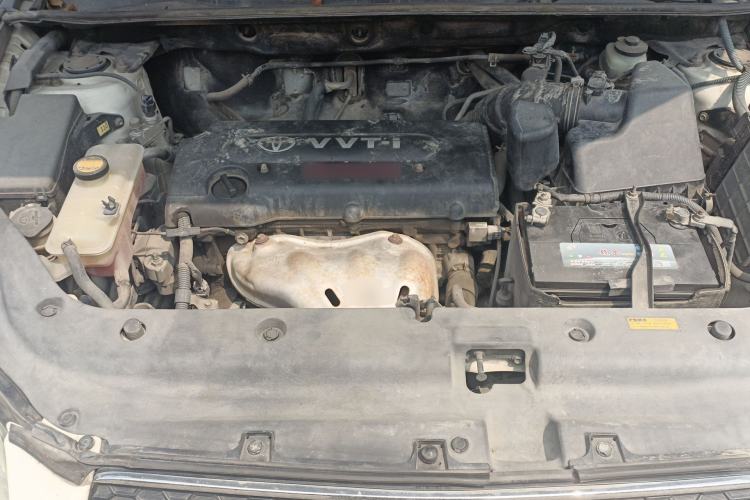 Used Toyota RAV4 2011 2.4L Automatic 4x4 Luxury Edition Engine Bay