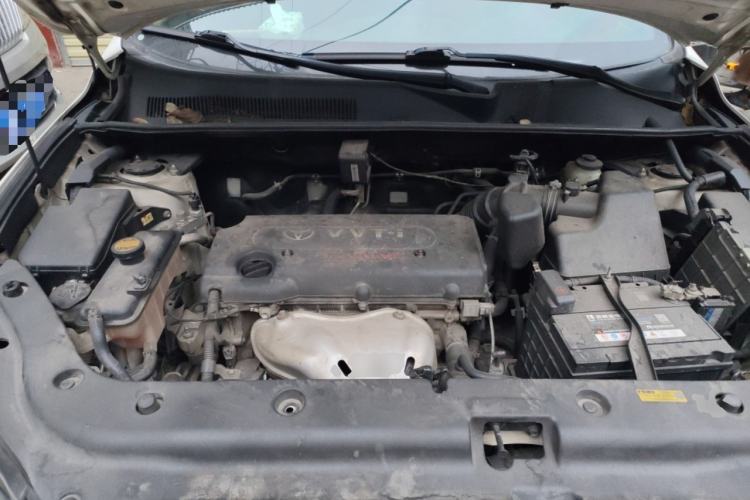 Used Toyota RAV4 2011 2.4L Automatic 4x4 Luxury Edition Engine Bay