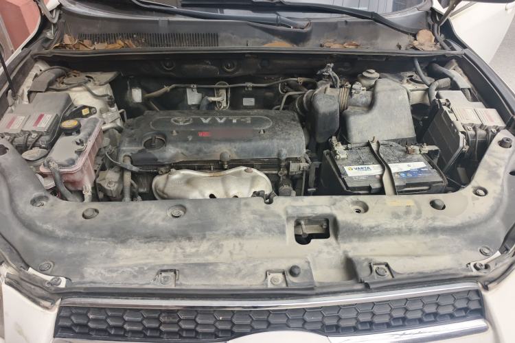 Used Toyota RAV4 2011 2.0L Automatic 4x4 Edition Engine Bay