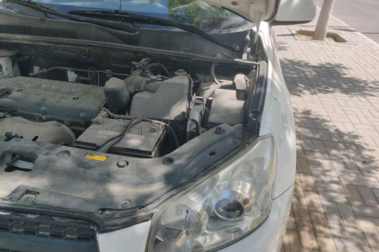 Used Toyota RAV4 2011 2.0L Manual Classic Edition Engine Bay Left