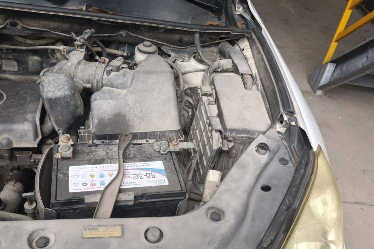 Used Toyota RAV4 2011 2.0L Automatic Classic Edition Engine Bay Left