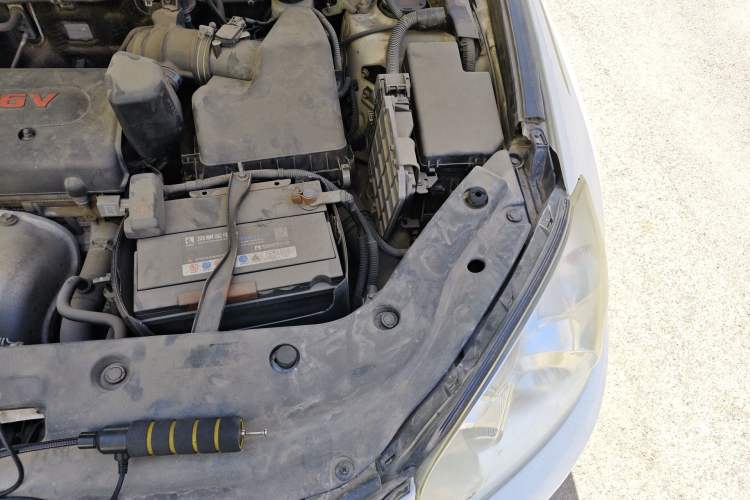 Used Toyota RAV4 2011 2.0L Automatic Classic Edition Engine Bay Left