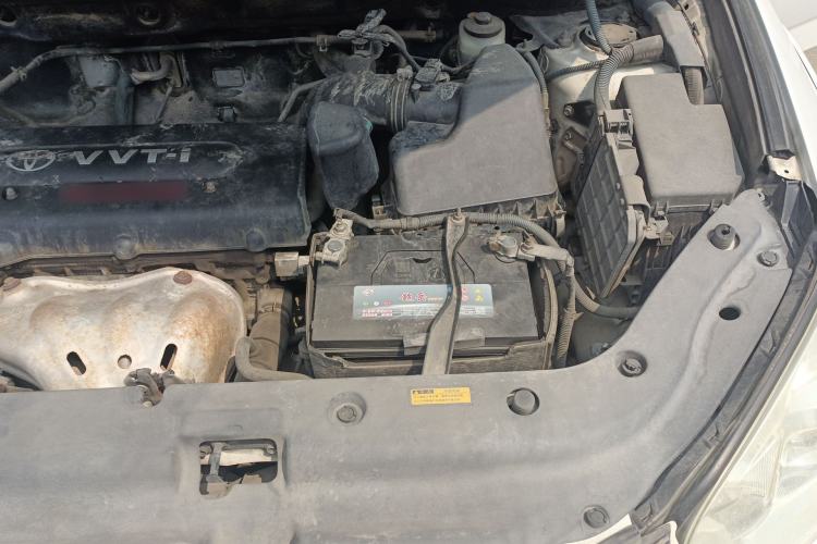 Used Toyota RAV4 2011 2.4L Automatic 4x4 Luxury Edition Engine Bay Left