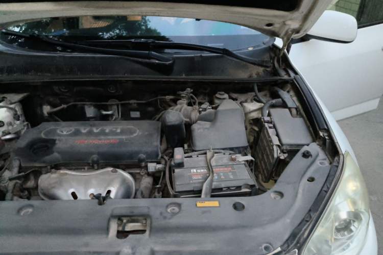 Used Toyota RAV4 2011 2.0L Automatic Classic Edition Engine Bay Left
