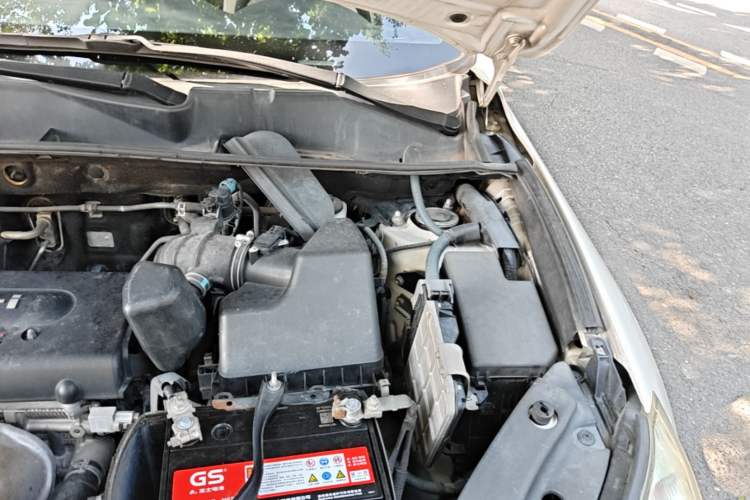 Used Toyota RAV4 2011 2.0L Automatic Classic Edition Engine Bay Left