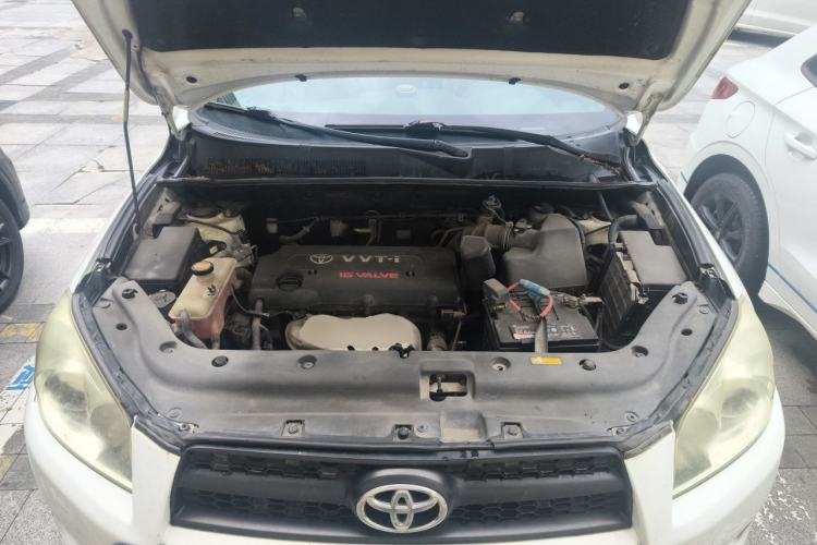 Used Toyota RAV4 2011 2.0L Automatic Classic Edition Engine Bay